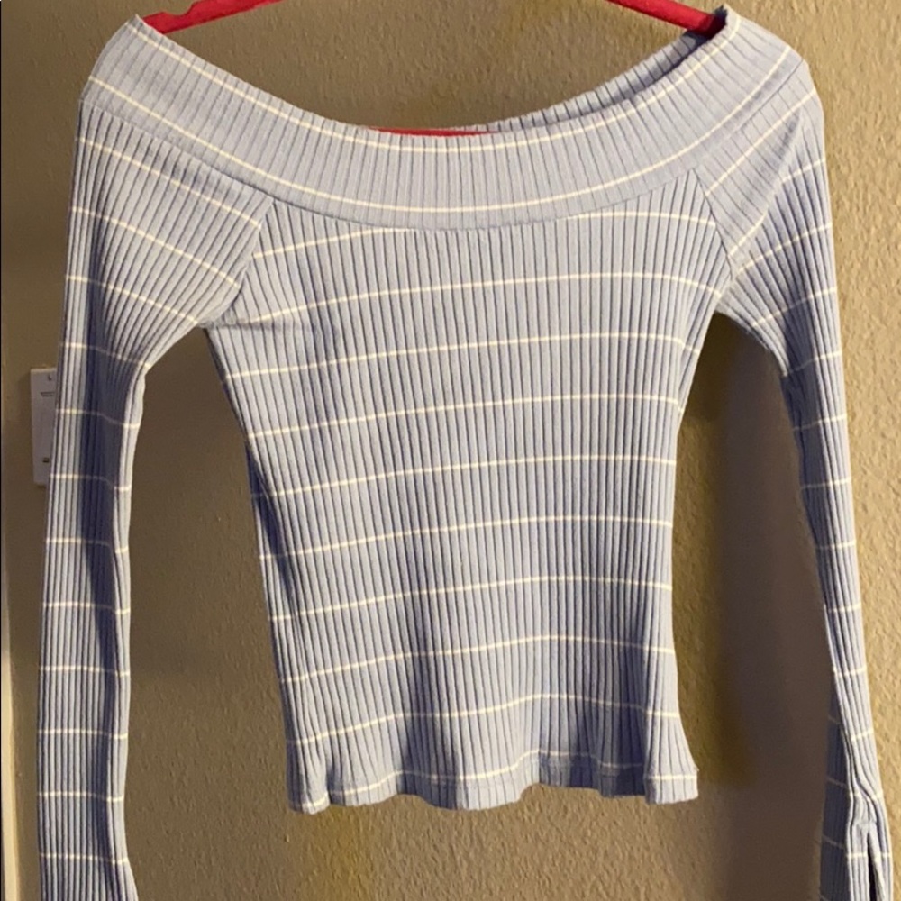 Urban Outfitters Off the Shoulder Blouse size M